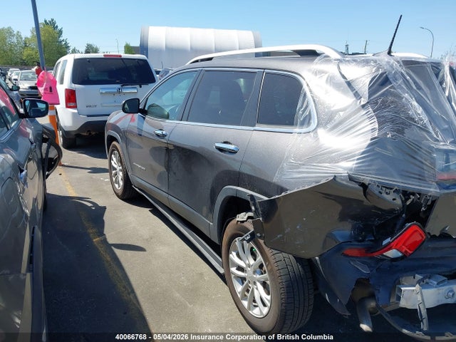 1C4PJLCB1KD216221 Jeep Cherokee Latitude