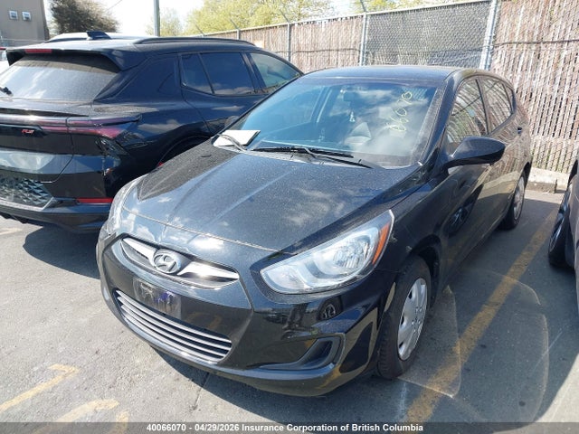 2013 Hyundai Accent Gls/gs მანქანა იყიდება აუქციონზე, vin: KMHCT5AE1DU125840, აუქციონის ნომერი: 40066070