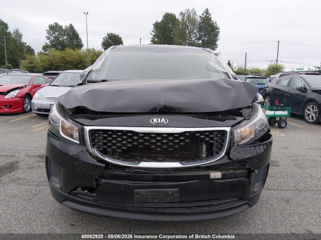 2015 Kia Sedona Lx მანქანა იყიდება აუქციონზე, vin: KNDMB5C14F6013806, აუქციონის ნომერი: 40062920