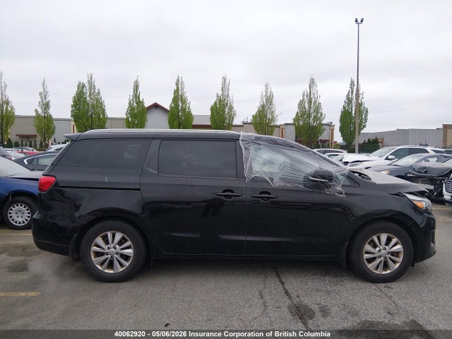 2015 Kia Sedona Lx მანქანა იყიდება აუქციონზე, vin: KNDMB5C14F6013806, აუქციონის ნომერი: 40062920