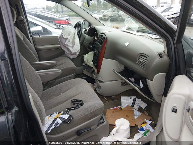 40065666 :رقم المزاد ، 1A4GP45R66B745982 vin ، 2006 Chrysler Town & Country مزاد بيع