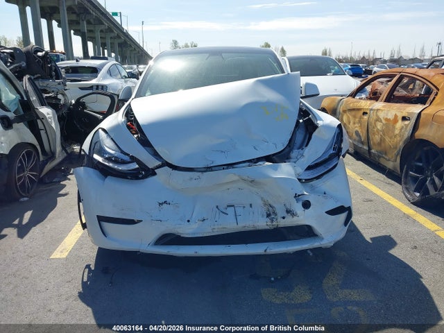 5YJYGDEDXMF120462 Tesla Model Y