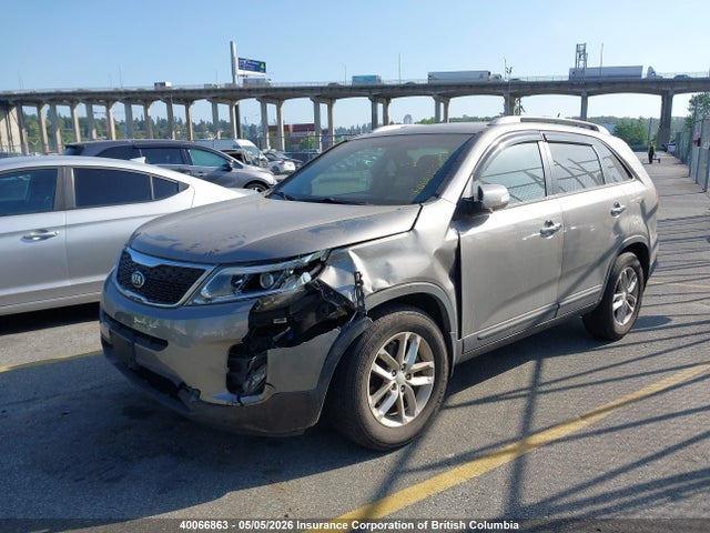 Продажа на аукционе авто 2015 Kia Sorento Lx, vin: 5XYKT4A70FG626959, номер лота: 40066863