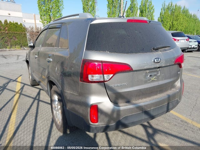 Продажа на аукционе авто 2015 Kia Sorento Lx, vin: 5XYKT4A70FG626959, номер лота: 40066863