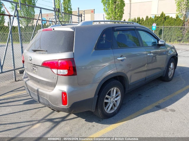 Продажа на аукционе авто 2015 Kia Sorento Lx, vin: 5XYKT4A70FG626959, номер лота: 40066863