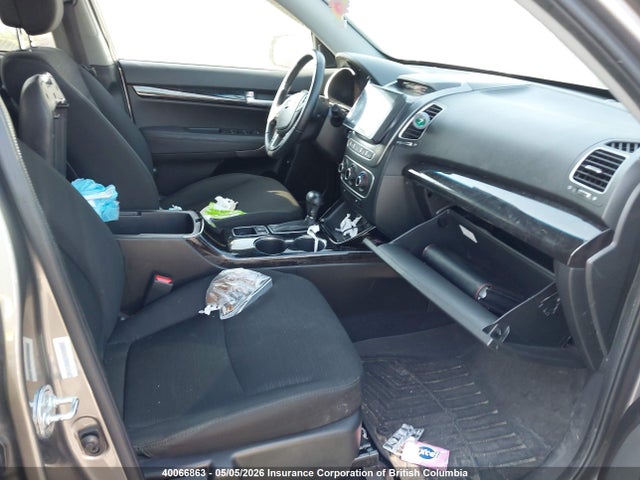 Продажа на аукционе авто 2015 Kia Sorento Lx, vin: 5XYKT4A70FG626959, номер лота: 40066863