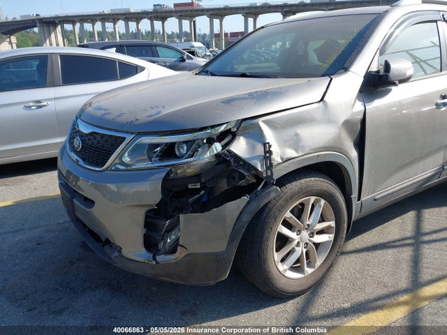 Продажа на аукционе авто 2015 Kia Sorento Lx, vin: 5XYKT4A70FG626959, номер лота: 40066863