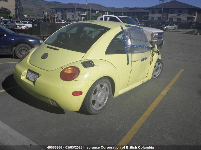 2000 Volkswagen New Beetle Gls მანქანა იყიდება აუქციონზე, vin: 3VWCA21C9YM419873, აუქციონის ნომერი: 40066866
