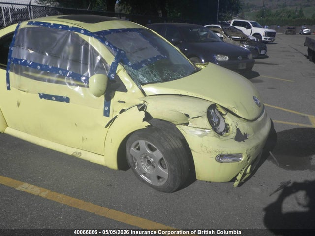 2000 Volkswagen New Beetle Gls მანქანა იყიდება აუქციონზე, vin: 3VWCA21C9YM419873, აუქციონის ნომერი: 40066866