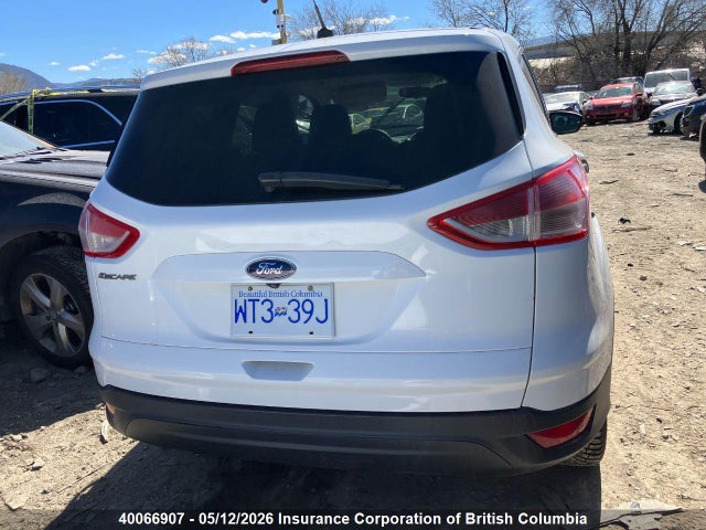 Продажа на аукционе авто 2015 Ford Escape S, vin: 1FMCU0F79FUC83971, номер лота: 40066907