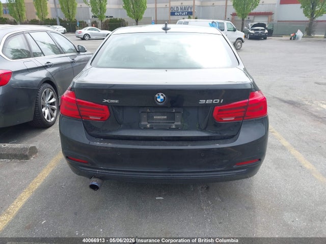 WBA8E5G51HNU22731 BMW 320i