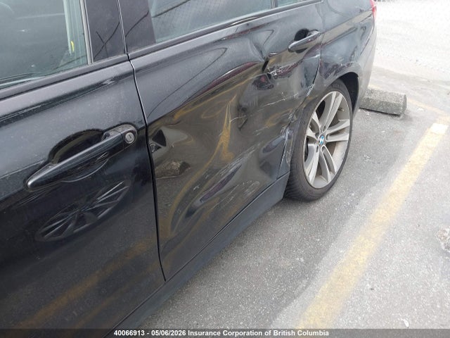 WBA8E5G51HNU22731 BMW 320i