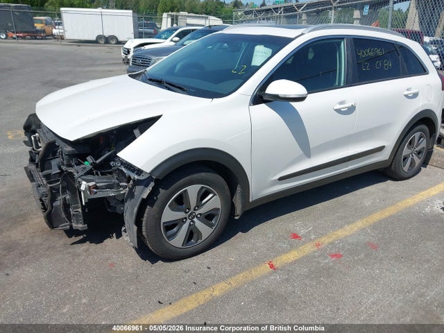 KNDCC3LC7H5050372 KIA Niro