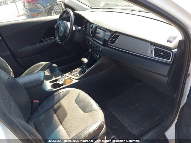 KNDCC3LC7H5050372 KIA Niro