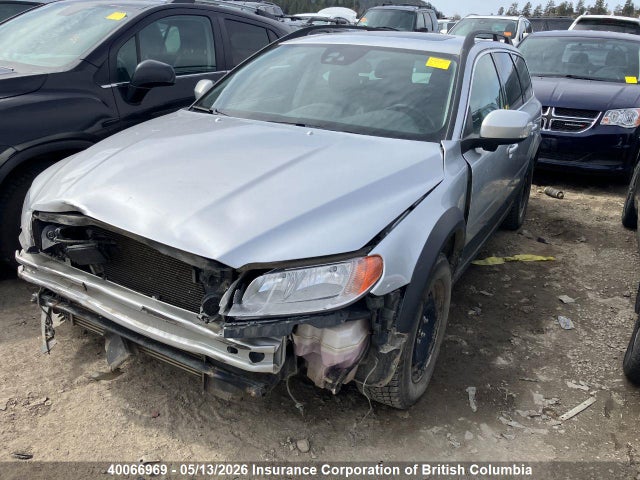 Volvo XC70 2015 YV4902NC2F1201064 Image 2