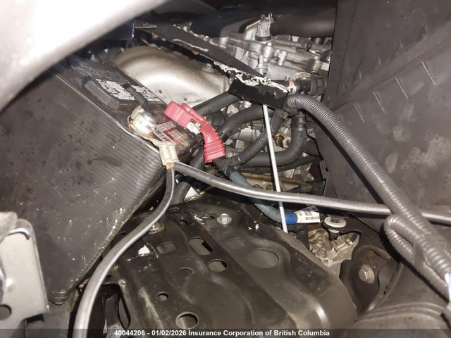 40044206 :رقم المزاد ، 2T3BFREV9JW727618 vin ، 2018 Toyota Rav4 Le مزاد بيع