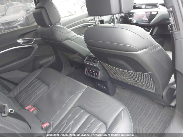 WA1VAAGE1KB012914 Audi E-tron Prestige