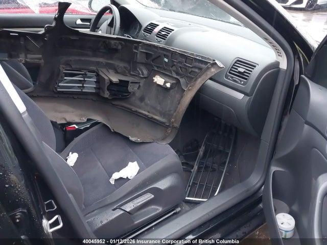 2006 Volkswagen Jetta 2.5 Option Package 1 მანქანა იყიდება აუქციონზე, vin: 3VWSF71K26M832930, აუქციონის ნომერი: 40045952
