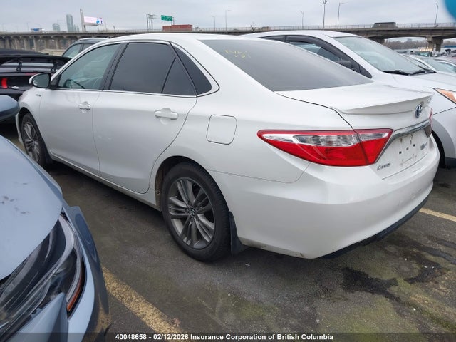 40048658 :رقم المزاد ، 4T1BD1FK5HU224778 vin ، 2017 Toyota Camry Hybrid/le/xle/se مزاد بيع