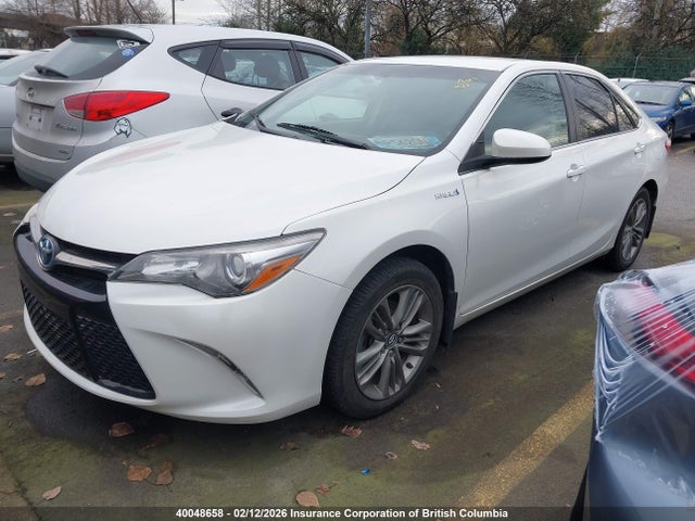 40048658 :رقم المزاد ، 4T1BD1FK5HU224778 vin ، 2017 Toyota Camry Hybrid/le/xle/se مزاد بيع