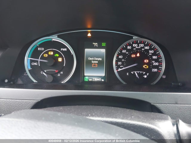 40048658 :رقم المزاد ، 4T1BD1FK5HU224778 vin ، 2017 Toyota Camry Hybrid/le/xle/se مزاد بيع