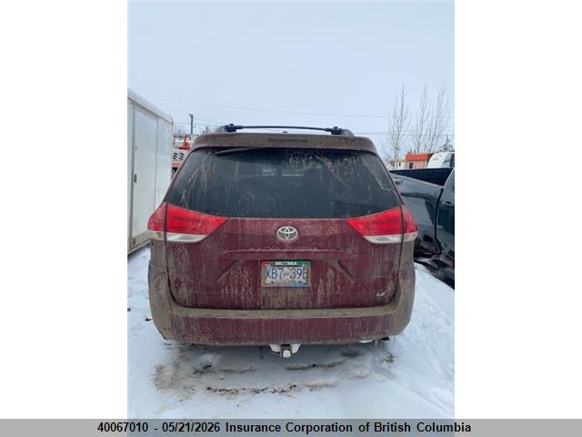 2011 Toyota Sienna Le მანქანა იყიდება აუქციონზე, vin: 5TDKK3DC0BS057064, აუქციონის ნომერი: 40067010