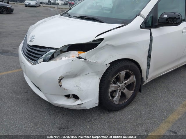 2011 Toyota Sienna Le მანქანა იყიდება აუქციონზე, vin: 5TDKK3DC9BS105192, აუქციონის ნომერი: 40067021