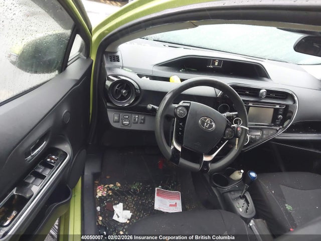 JTDKDTB3XJ1601904 Toyota PRIUS C