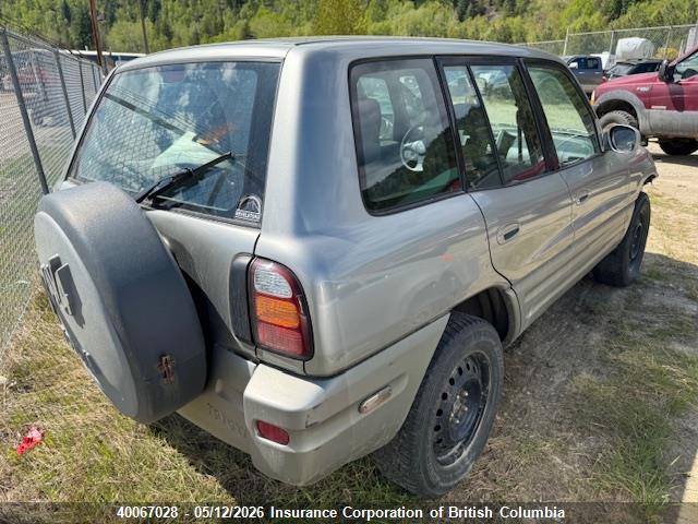 40067028 :رقم المزاد ، JT3HP10VXY0225994 vin ، 2000 Toyota Rav4 مزاد بيع