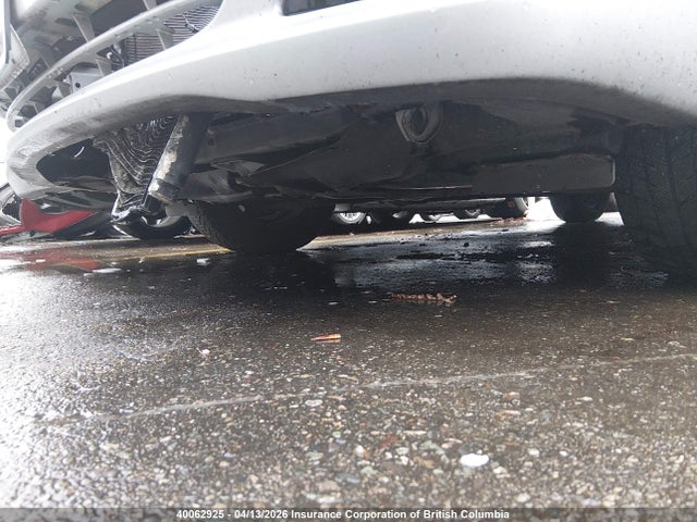 40062925 :رقم المزاد ، 2T1BR32E25C860813 vin ، 2005 Toyota Corolla Ce/le/s مزاد بيع