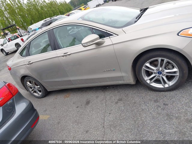 Продажа на аукционе авто 2015 Ford Fusion Titanium Hev, vin: 3FA6P0RU2FR240404, номер лота: 40067034