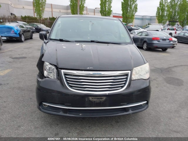 40067051 :رقم المزاد ، 2C4RC1BG5DR764131 vin ، 2013 Chrysler Town & Country Touring مزاد بيع