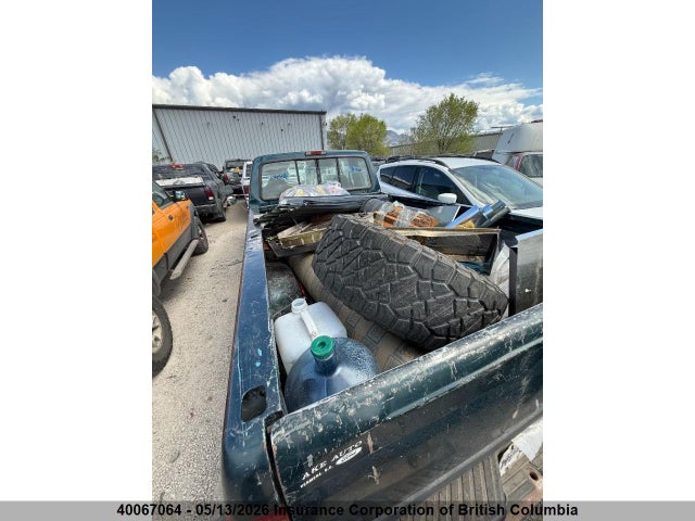 40067064 :رقم المزاد ، 1FTHX25G5RKB26811 vin ، 1994 Ford F250 مزاد بيع
