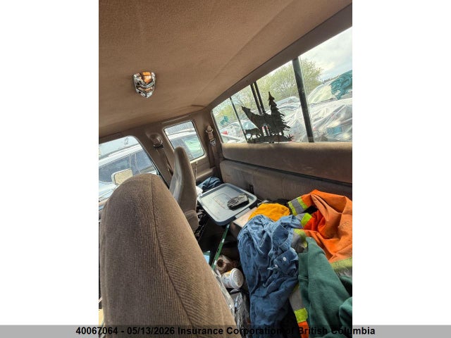 40067064 :رقم المزاد ، 1FTHX25G5RKB26811 vin ، 1994 Ford F250 مزاد بيع