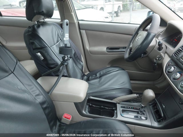 2005 Toyota Camry მანქანა იყიდება აუქციონზე, vin: 4T1BE32KX5U521510, აუქციონის ნომერი: 40067069