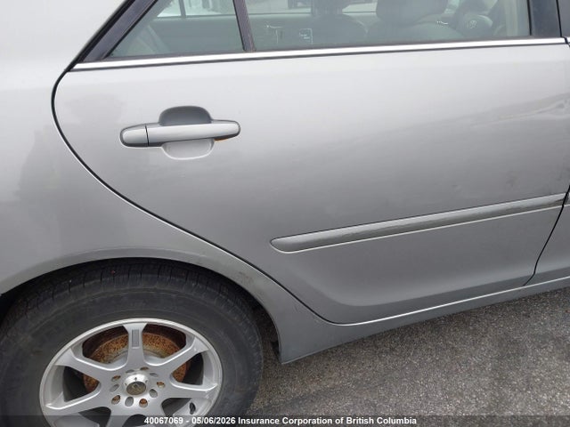 2005 Toyota Camry მანქანა იყიდება აუქციონზე, vin: 4T1BE32KX5U521510, აუქციონის ნომერი: 40067069