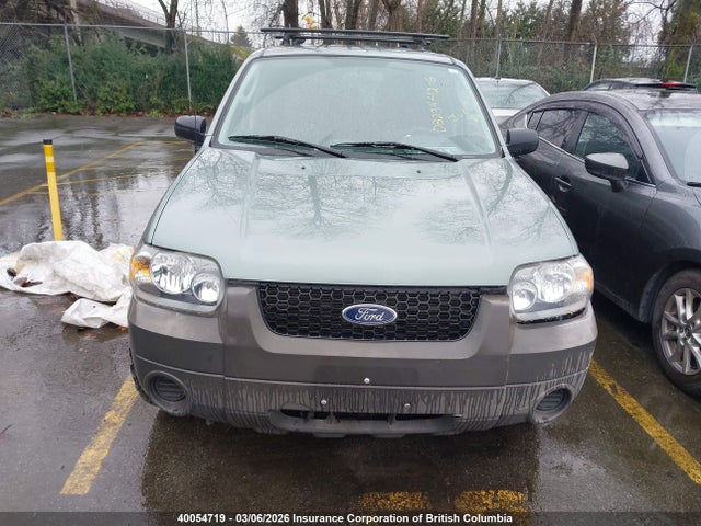 40054719 :رقم المزاد ، 1FMYU02Z75KE46818 vin ، 2005 Ford Escape Xls مزاد بيع