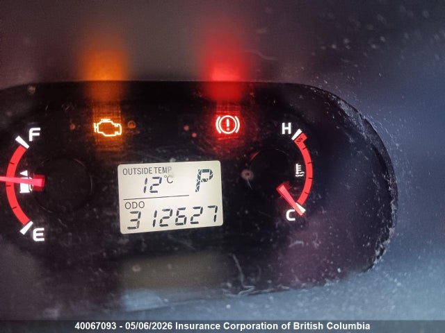 40067093 :رقم المزاد ، 2T1KU40E39C042522 vin ، 2009 Toyota Corolla Matrix مزاد بيع