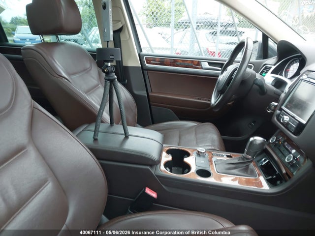 Продажа на аукционе авто 2012 Volkswagen Touareg 3.6l Comfortline/3.6l Execline/3.6l Highline, vin: WVGEF9BP6CD006400, номер лота: 40067111