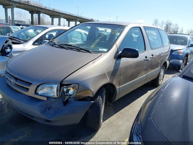 40055064 :رقم المزاد ، 4T3ZF19C0XU170065 vin ، 1999 Toyota Sienna Ce مزاد بيع