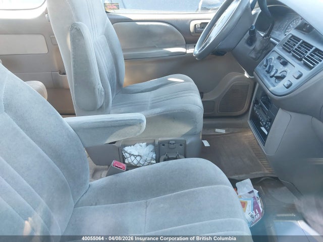 40055064 :رقم المزاد ، 4T3ZF19C0XU170065 vin ، 1999 Toyota Sienna Ce مزاد بيع