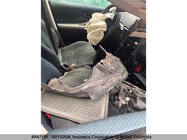 40067158 :رقم المزاد ، JTDKT923865012002 vin ، 2006 Toyota Yaris مزاد بيع