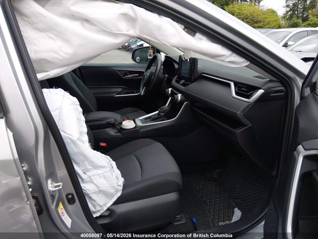 40058097 :رقم المزاد ، 2T3R1RFV0KW028021 vin ، 2019 Toyota Rav4 Xle/xle Premium مزاد بيع