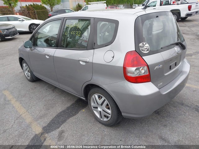 2008 Honda Fit მანქანა იყიდება აუქციონზე, vin: JHMGD38498S813153, აუქციონის ნომერი: 40067185