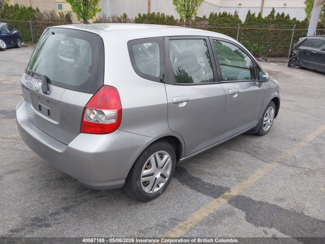 2008 Honda Fit მანქანა იყიდება აუქციონზე, vin: JHMGD38498S813153, აუქციონის ნომერი: 40067185