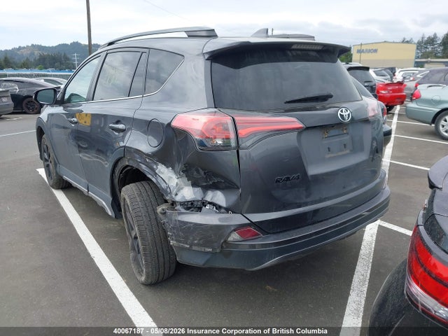2018 Toyota Rav4 მანქანა იყიდება აუქციონზე, vin: 2T3RFREV7JW712422, აუქციონის ნომერი: 40067187