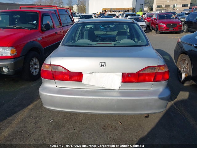 40063712 :رقم المزاد ، 1HGCF8641XA804818 vin ، 1999 Honda Accord Dx مزاد بيع