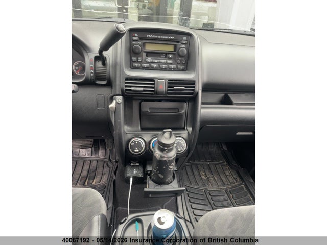 40067192 :رقم المزاد ، JHLRD78814C813949 vin ، 2004 Honda Cr-v مزاد بيع