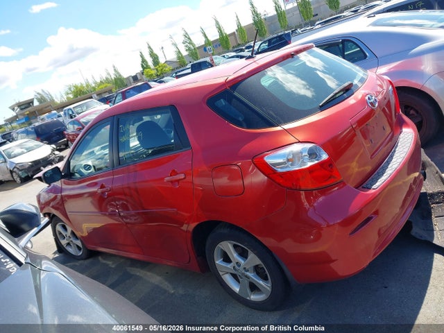 40061549 :رقم المزاد ، 2T1KU4EE8DC023465 vin ، 2013 Toyota Corolla Matrix مزاد بيع