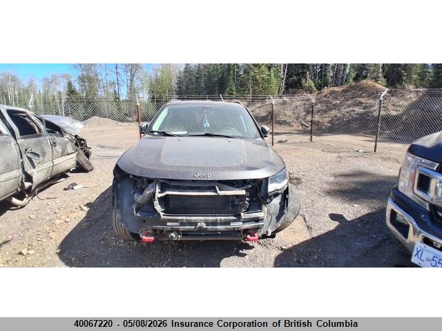 3C4NJDDB4KT805978 Jeep Compass Trailhawk